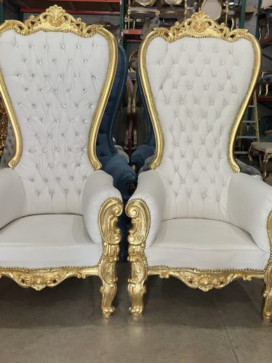 Queen Elizabeth Adult Throne Chair - Image 3